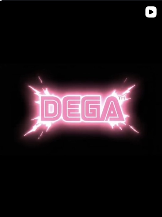 Extrait du clip du DJ, logo DEGA en néon rose